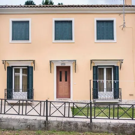 Apartment Sunny & Comfy House @Corfu! Alepou
